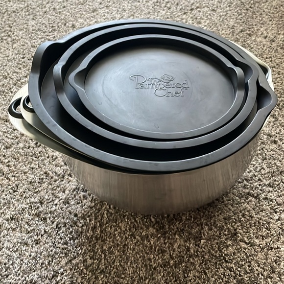 Pampered Chef Kitchen Pampered Chef Stainless Steel Bowl Set Poshmark